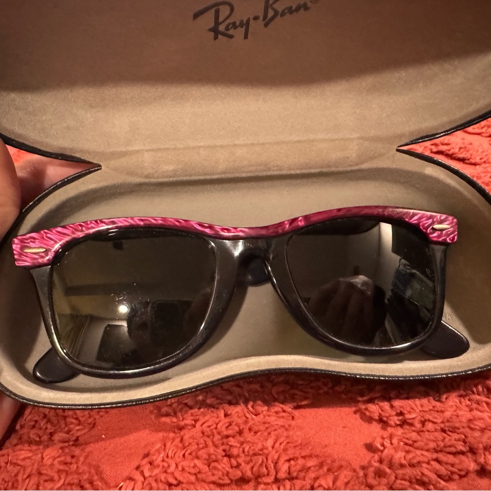 Vintage Ray-Ban Sunglasses with Fuchsia Accents